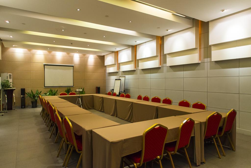 Jinjiang Inn Wuhan Jianghan Road Subway Station Jiangtan Pedestrain Street Екстериор снимка