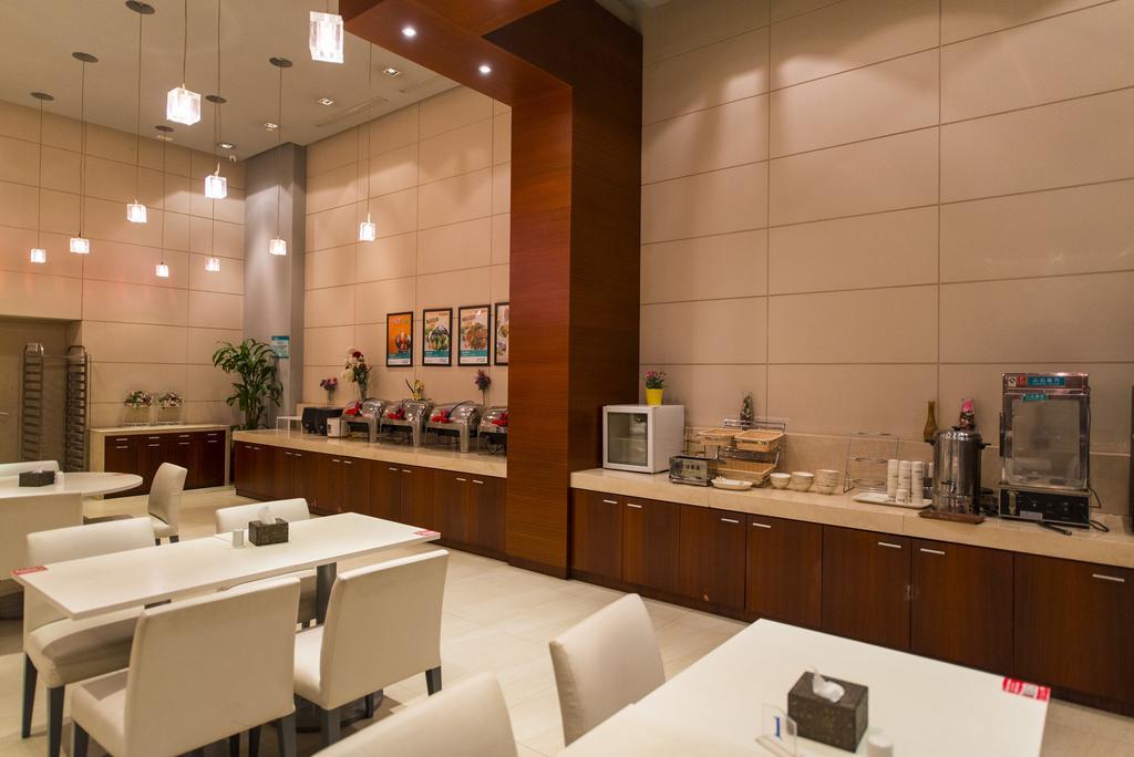 Jinjiang Inn Wuhan Jianghan Road Subway Station Jiangtan Pedestrain Street Екстериор снимка