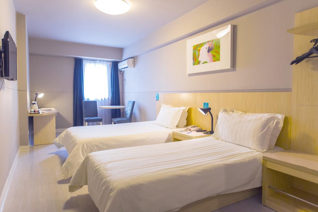 Jinjiang Inn Wuhan Jianghan Road Subway Station Jiangtan Pedestrain Street Екстериор снимка